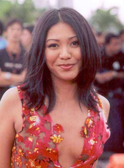 Anggun at MTV Music Awards 2002